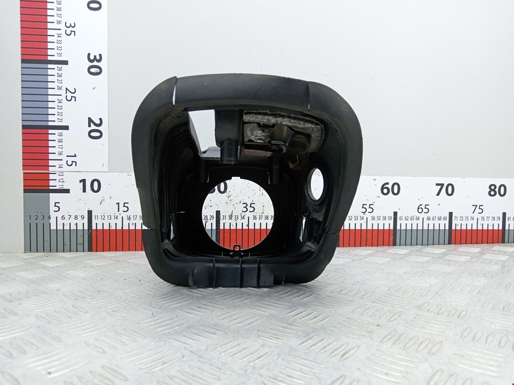 Кожух рулевой колонки KIA Carens 2006-2012