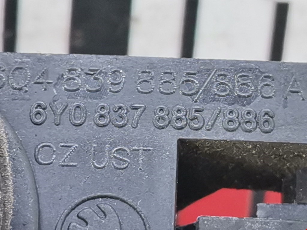 Ручка двери передней наружная левая SKODA Octavia A5 1Z- 2004-2013