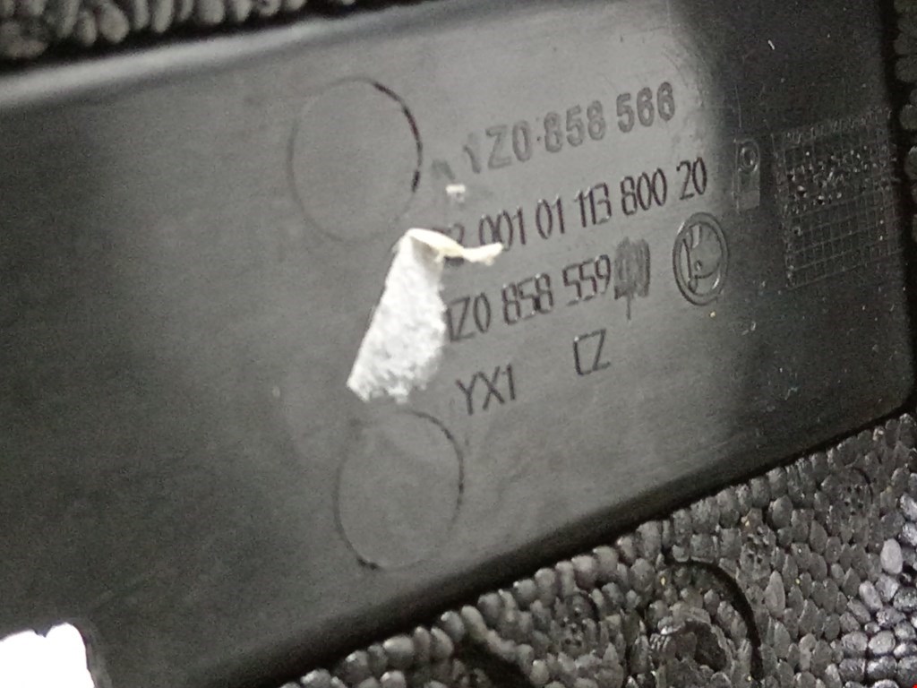 Кожух рулевой колонки SKODA Octavia A5 1Z- 2004-2013