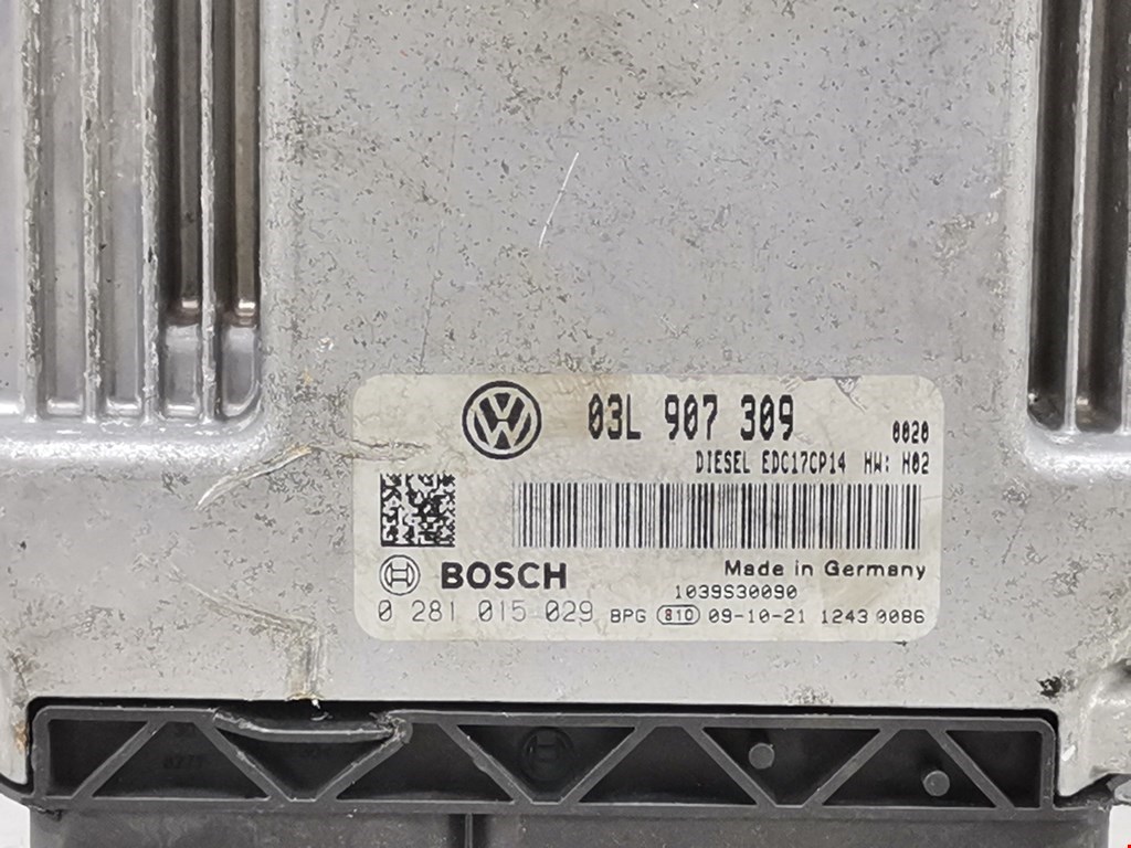 Блок управления двигателя (ЭБУ) VOLKSWAGEN Passat B6 2005-2011