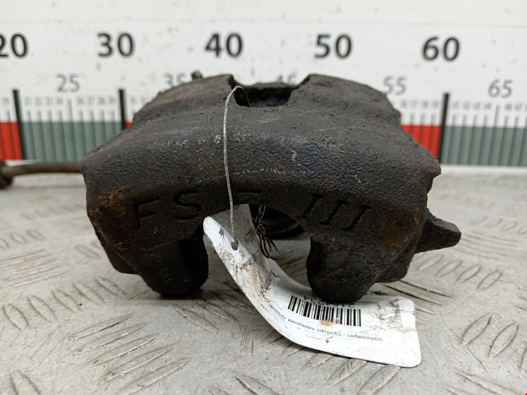 Суппорт передний правый VOLKSWAGEN Golf IV 1997-2003