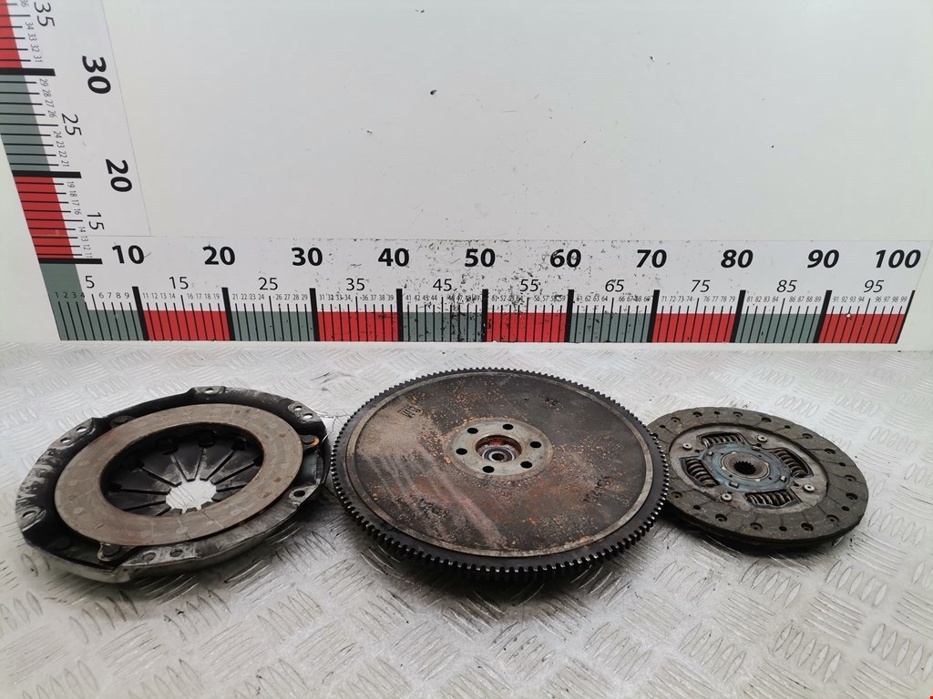 Маховик (демпфер сцепления) OPEL Agila A 2000-2007