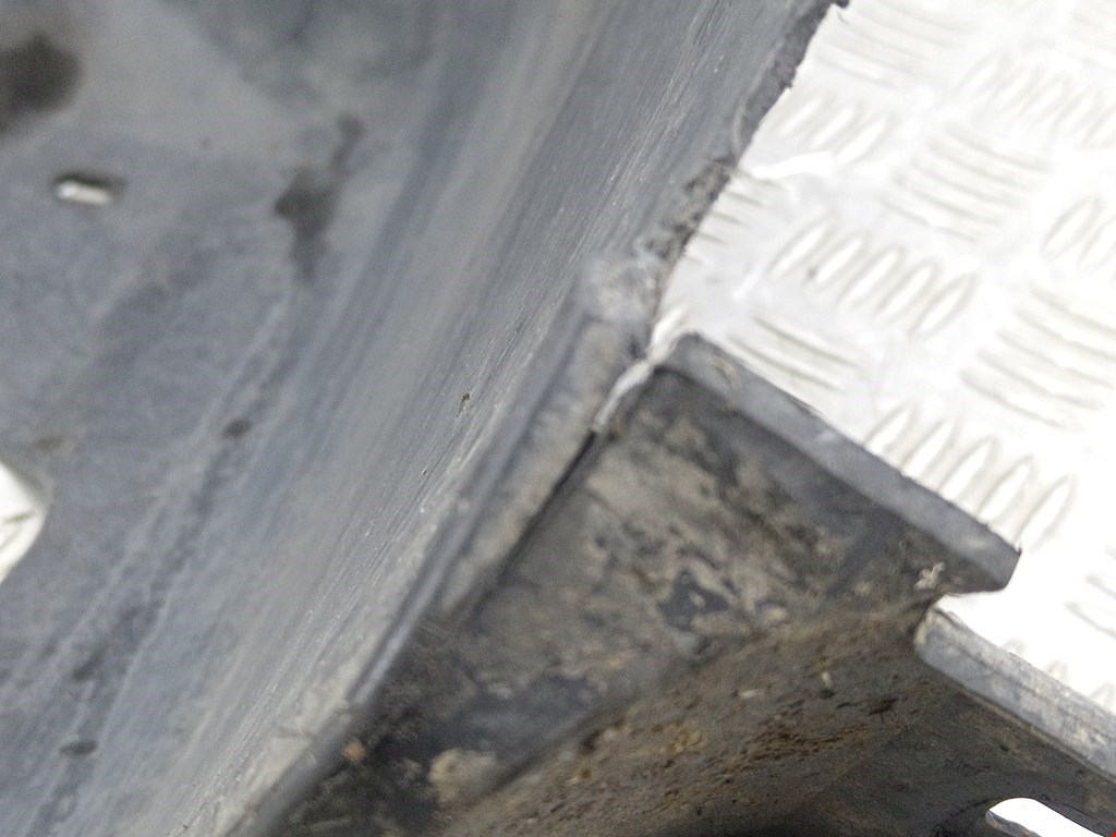 Локер (подкрылок) задний правый VOLKSWAGEN Polo IV 2001-2009