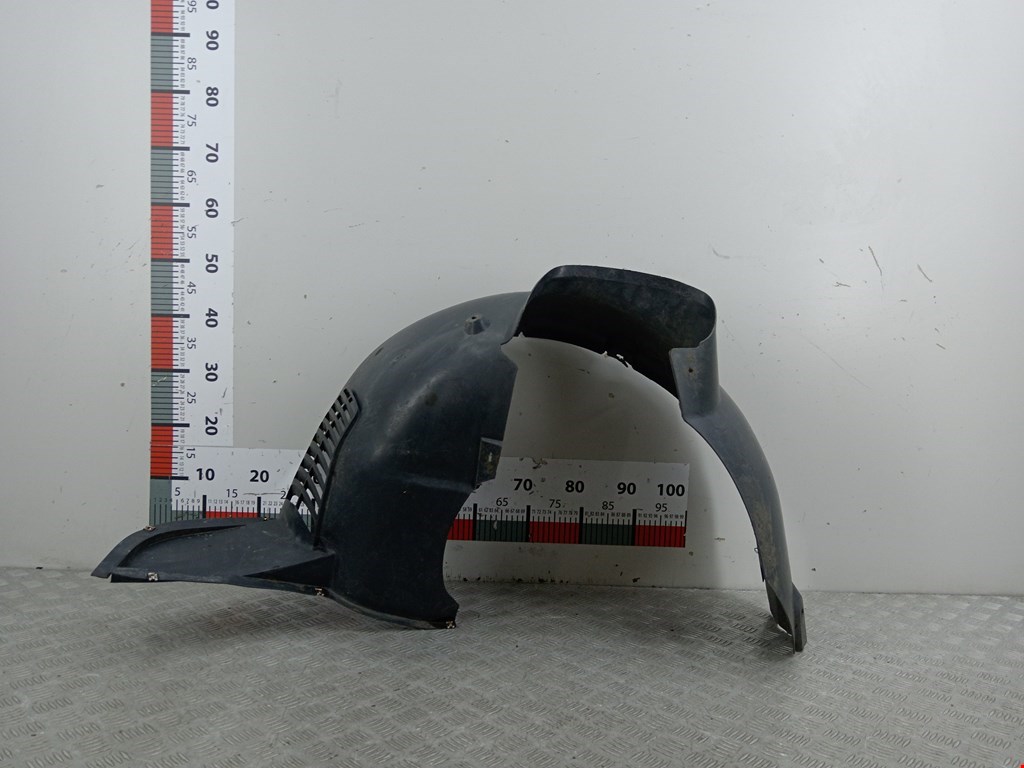 Локер (подкрылок) передний правый SEAT Ibiza 2002-2008