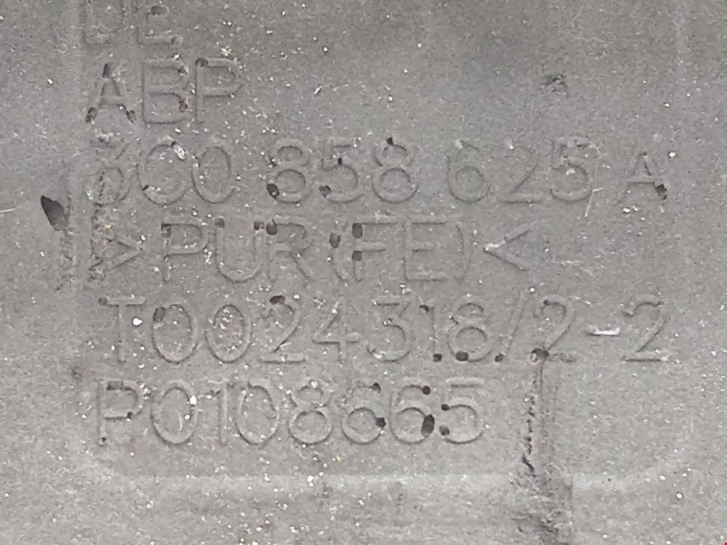 Кожух рулевой колонки VOLKSWAGEN Passat B6 2005-2011