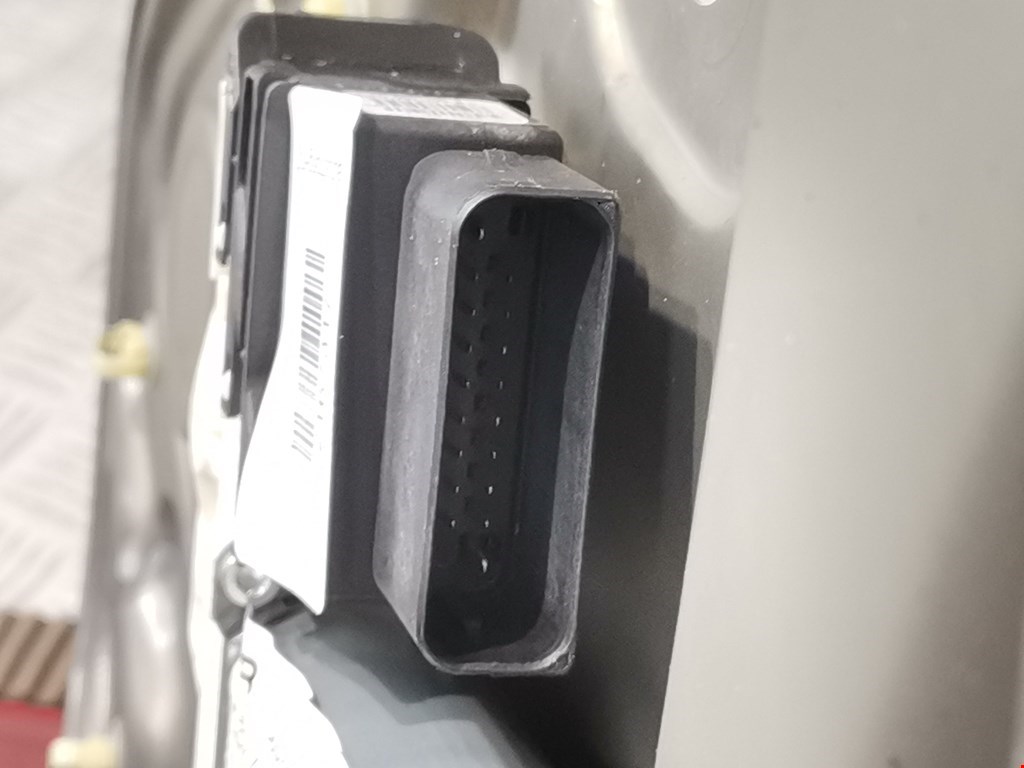 Стеклоподъемник задний левый SKODA Octavia A5 1Z- 2004-2013