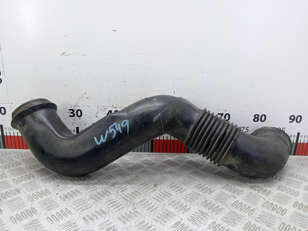 Патрубок воздушного фильтра MERCEDES-BENZ Sprinter 901-905/Classic 909 1995-2006