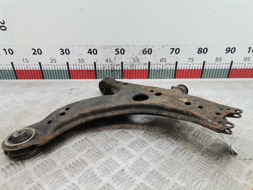 Рычаг передний левый VOLKSWAGEN Golf IV 1997-2003