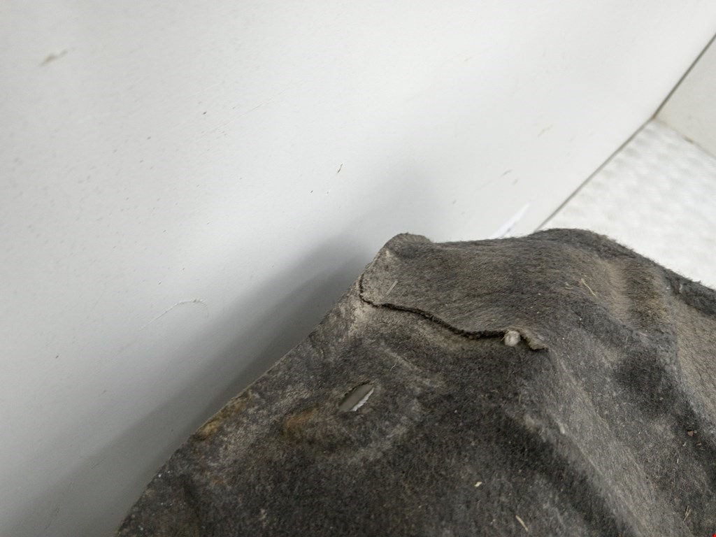 Локер (подкрылок) задний правый AUDI A4 B8 2007-2015