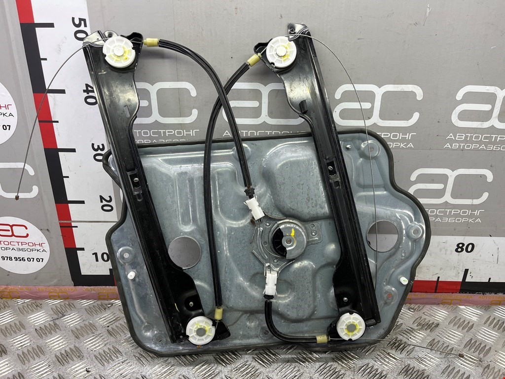 Стеклоподъемник передний правый NISSAN Qashqai J10 2006-2013