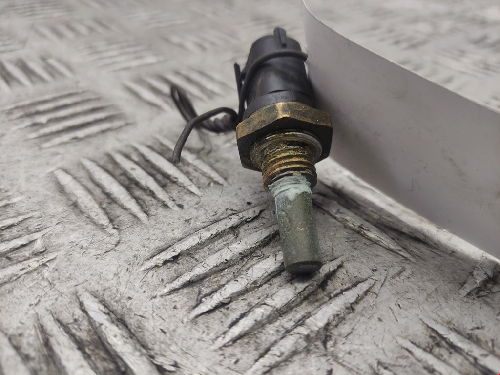 Датчик температуры (охлаждающей жидкости) OPEL Omega B 1994-2004