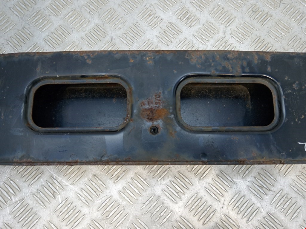 Усилитель переднего бампера (передний) MITSUBISHI Colt Z3 2003-2012