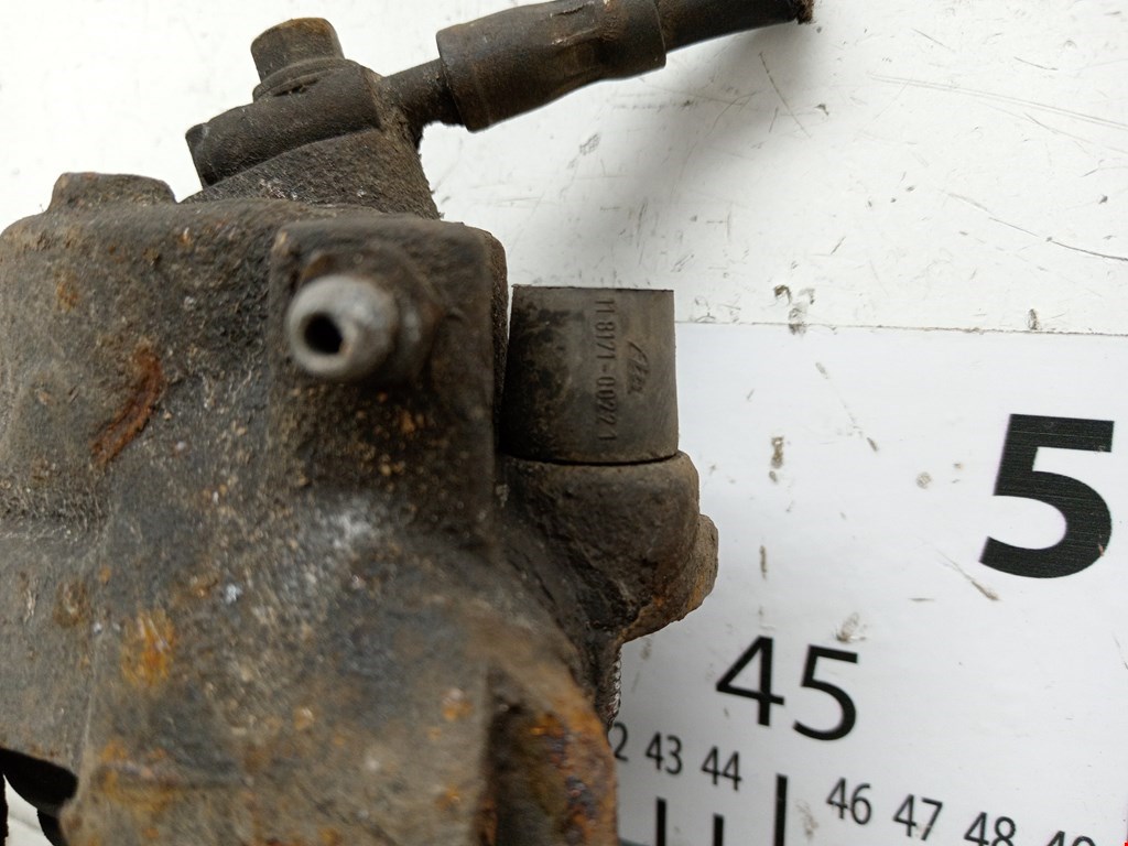 Суппорт передний левый VOLKSWAGEN Polo IV 2001-2009