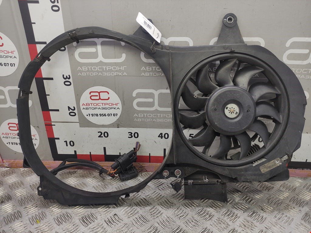 Вентилятор радиатора кондиционера AUDI A4 B6 2001-2005