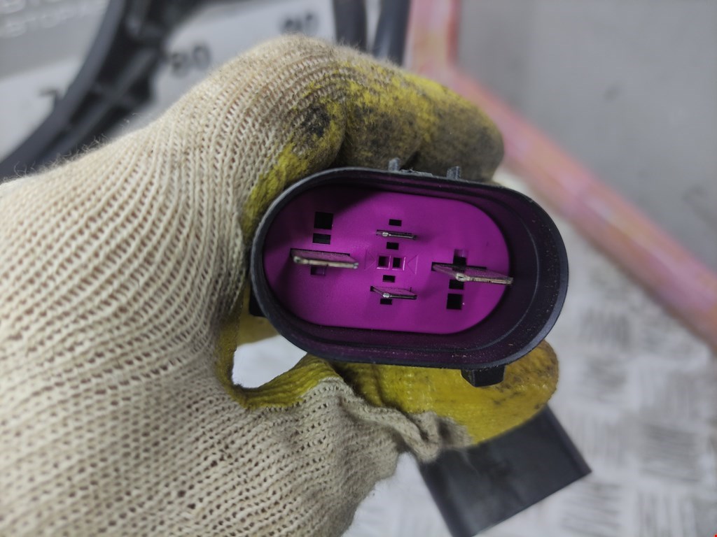 Вентилятор радиатора кондиционера AUDI A4 B6 2001-2005