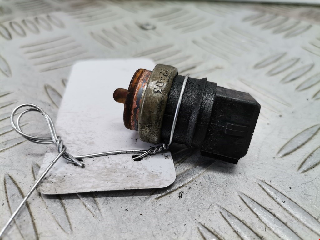 Датчик температуры (охлаждающей жидкости) VOLVO V40 I 1995-2004