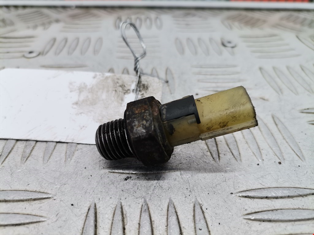 Датчик давления масла Opel Vivaro A (2001-2014)