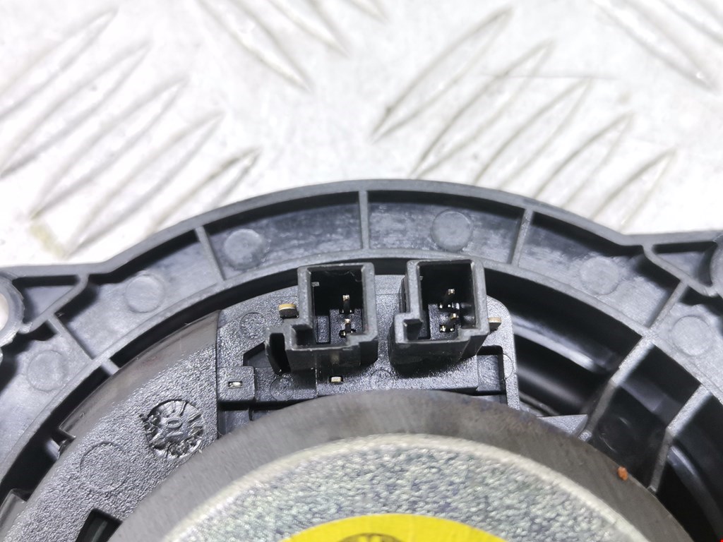 Динамик BMW 3er E90/E91 2005-2012