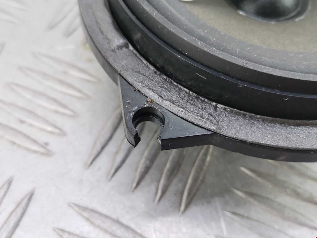 Динамик BMW 3er E90/E91 2005-2012