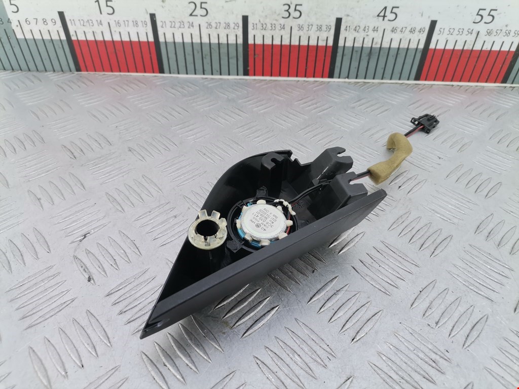 Динамик VOLKSWAGEN Passat B6 2005-2011