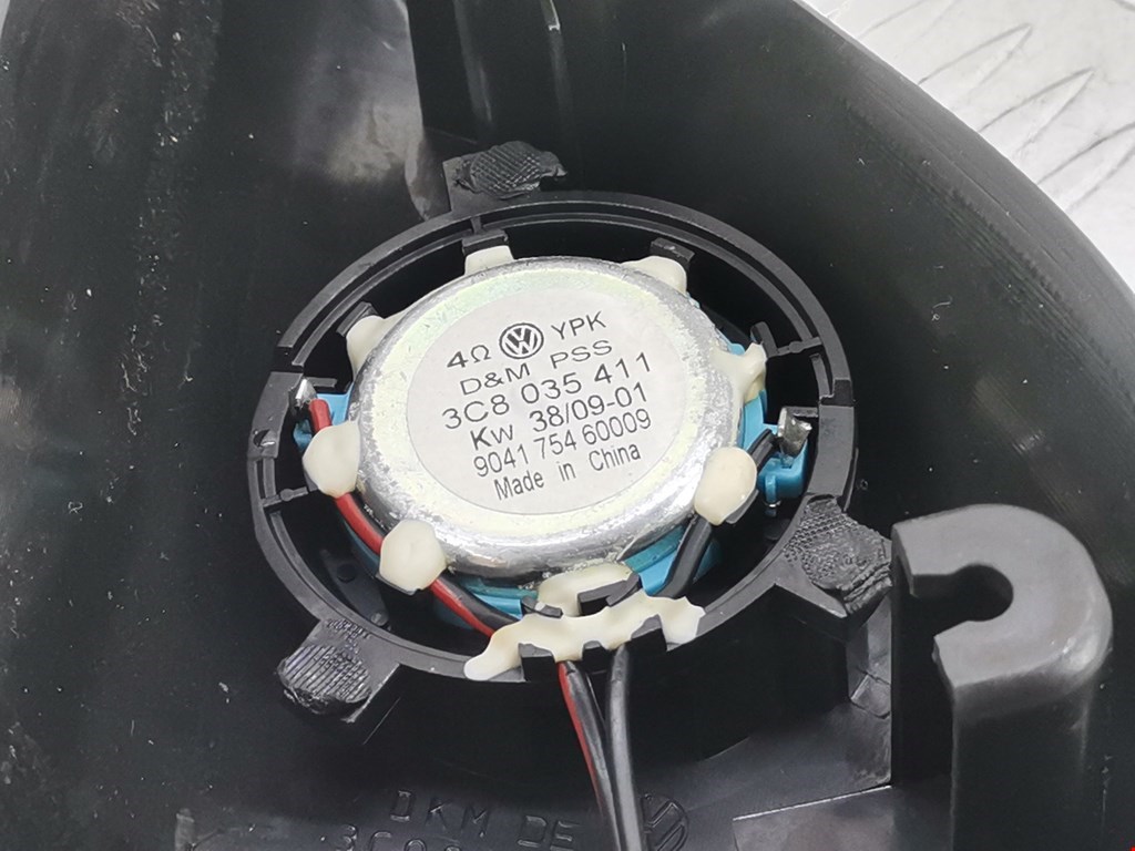 Динамик VOLKSWAGEN Passat B6 2005-2011