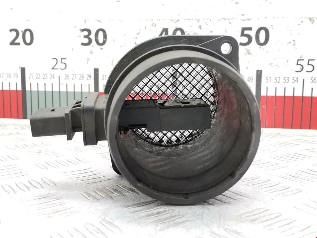 Расходомер воздуха (массметр, датчик ДМРВ) VOLKSWAGEN Passat B6 2005-2011