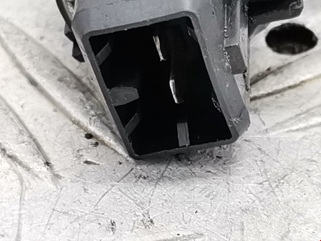 Датчик детонации NISSAN Note E11 2005-2014