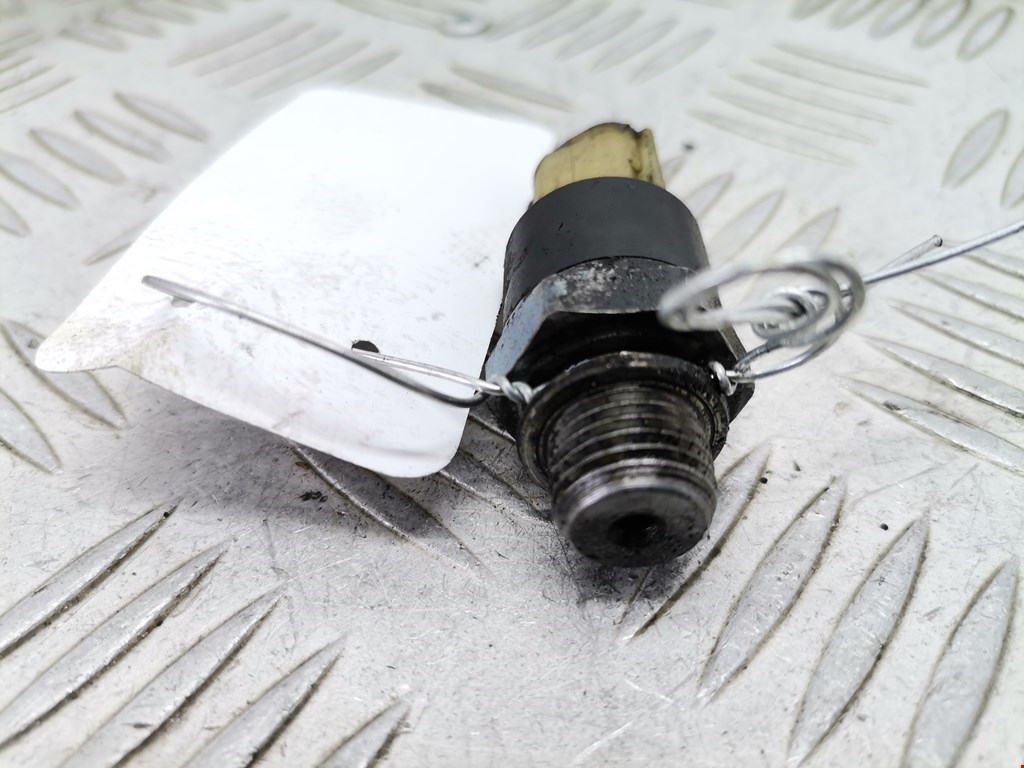 Датчик давления масла NISSAN Note E11 2005-2014