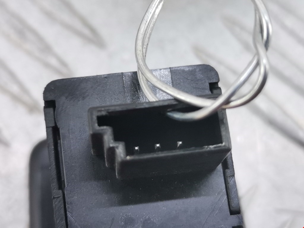 Кнопка стеклоподъемника BMW 3er E90/E91 2005-2012