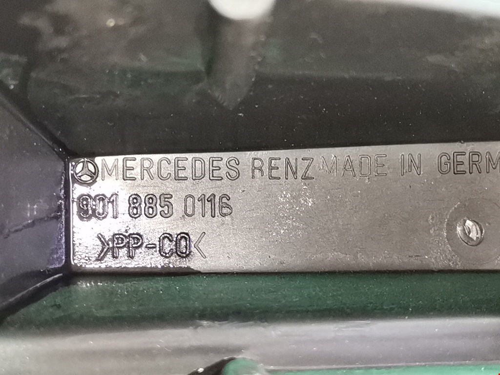 Кронштейн заднего бампера левый правый MERCEDES-BENZ Sprinter 901-905/Classic 909 1995-2006