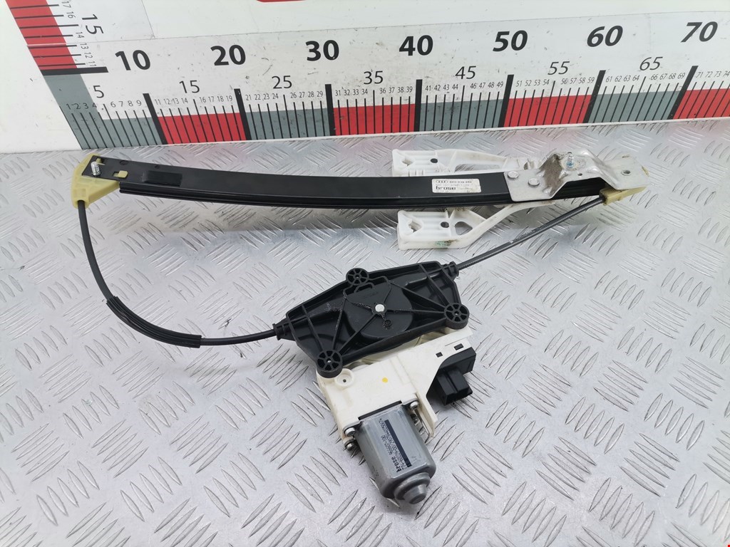 Стеклоподъемник задний правый AUDI A4 B8 2007-2015