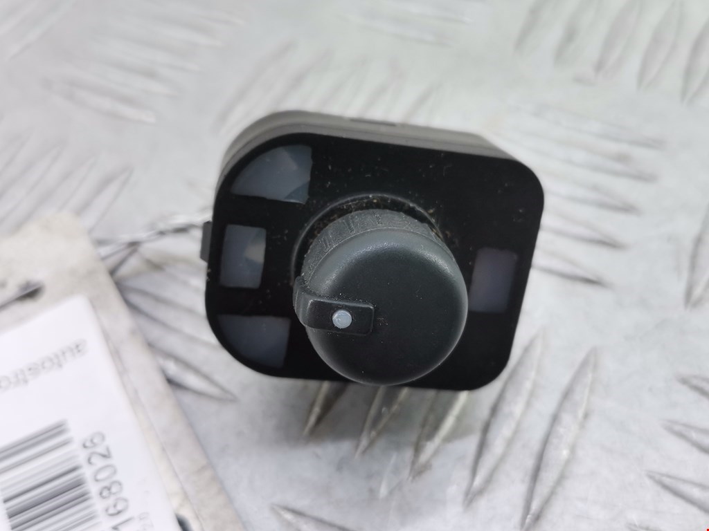 Блок управления зеркалами AUDI A3 8P 2003-2013