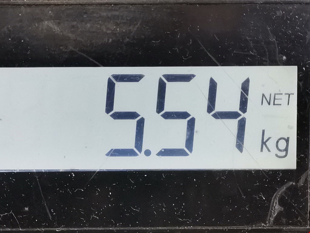 Суппорт передний правый VOLKSWAGEN Passat B6 2005-2011