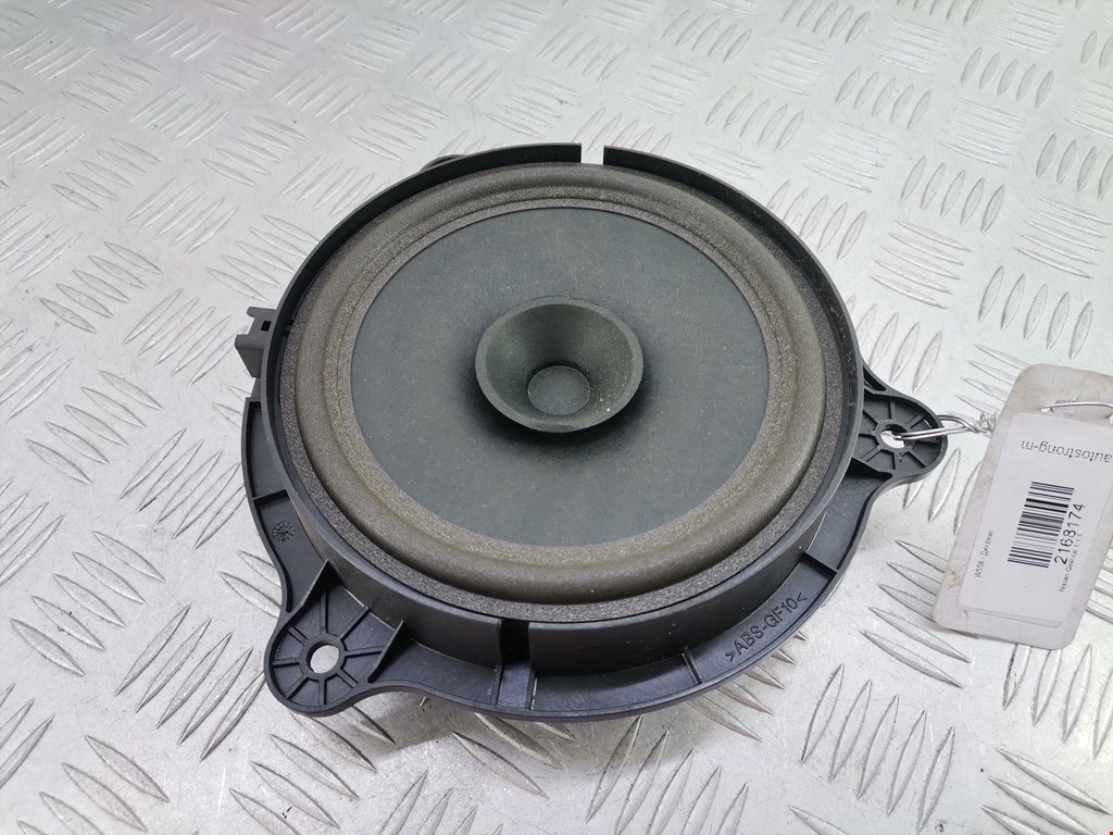 Динамик NISSAN Qashqai J10 2006-2013