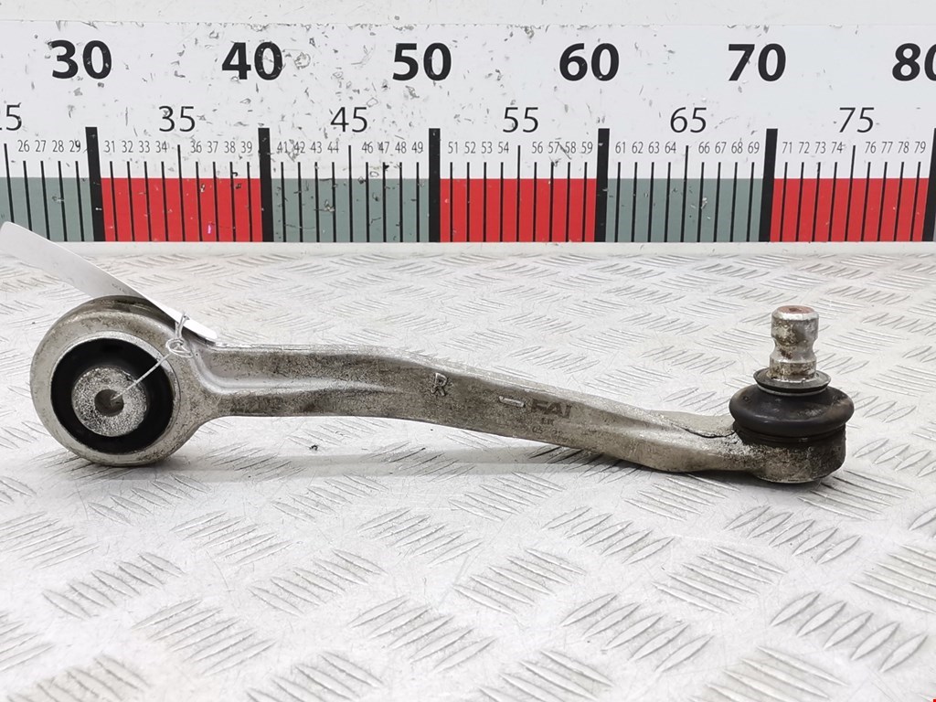 Рычаг передний правый AUDI A4 B8 2007-2015