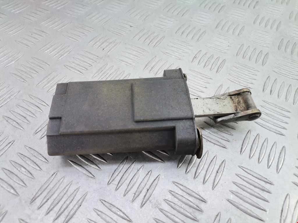 Ограничитель открывания двери MERCEDES-BENZ C-Class C-klasse W202 1993-2000