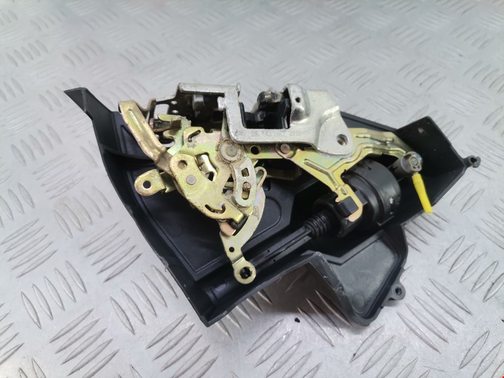 Замок двери задней правой MERCEDES-BENZ C-Class C-klasse W202 1993-2000