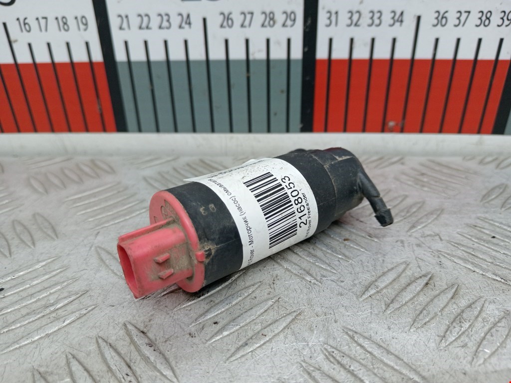 Насос (моторчик) омывателя Land Rover Freelander 1 (1997-2006)