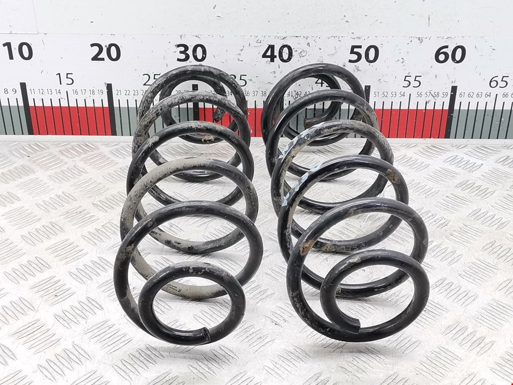 Пружина задняя левая/правая AUDI A4 B8 2007-2015