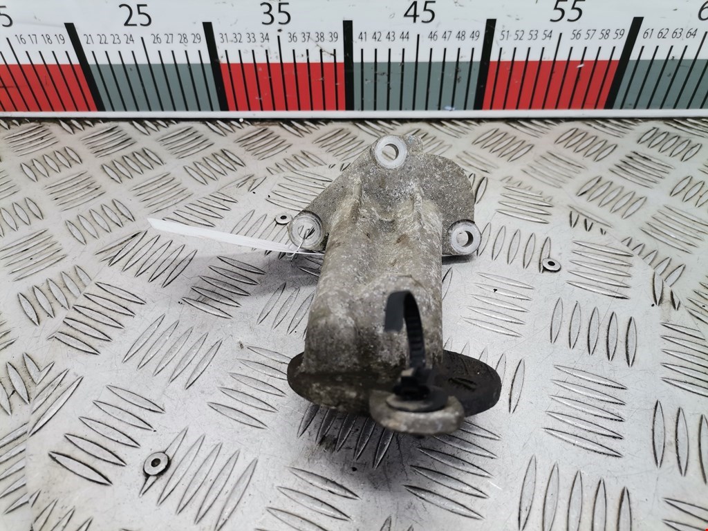 Корпус масляного фильтра FORD Fiesta 2001-2008