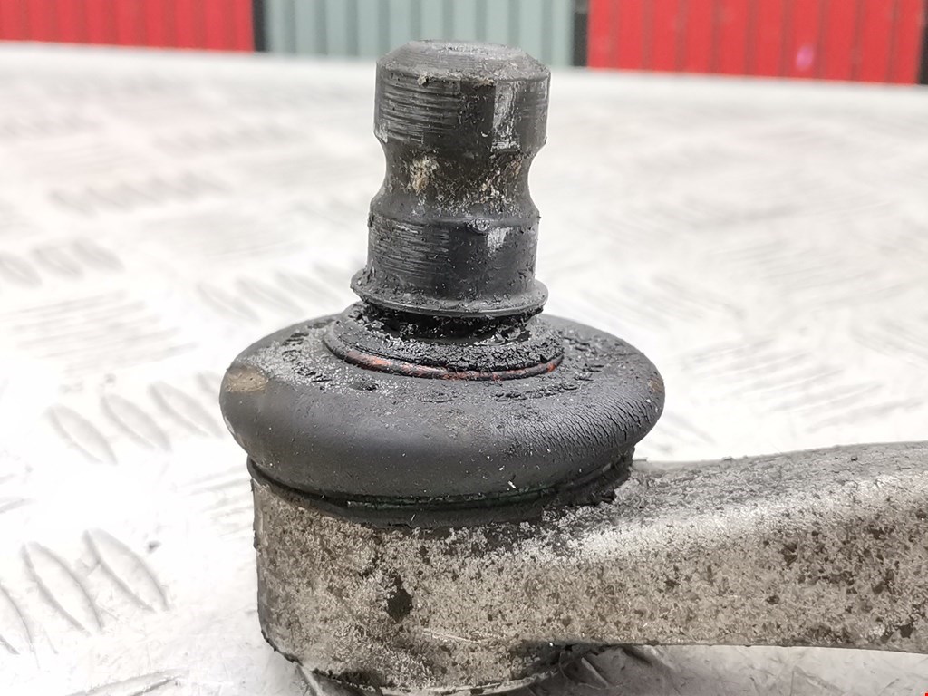 Рычаг передний левый AUDI A6 C6 2004-2010