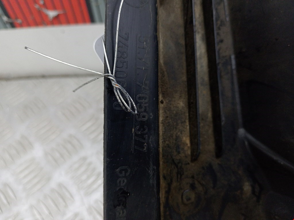 Локер (подкрылок) передний левый BMW 3er E90/E91 2005-2012