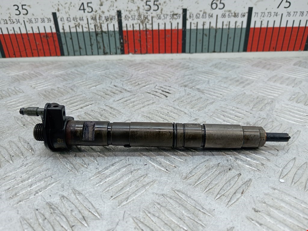 Форсунка дизельная электрическая VOLKSWAGEN Passat B6 2005-2011