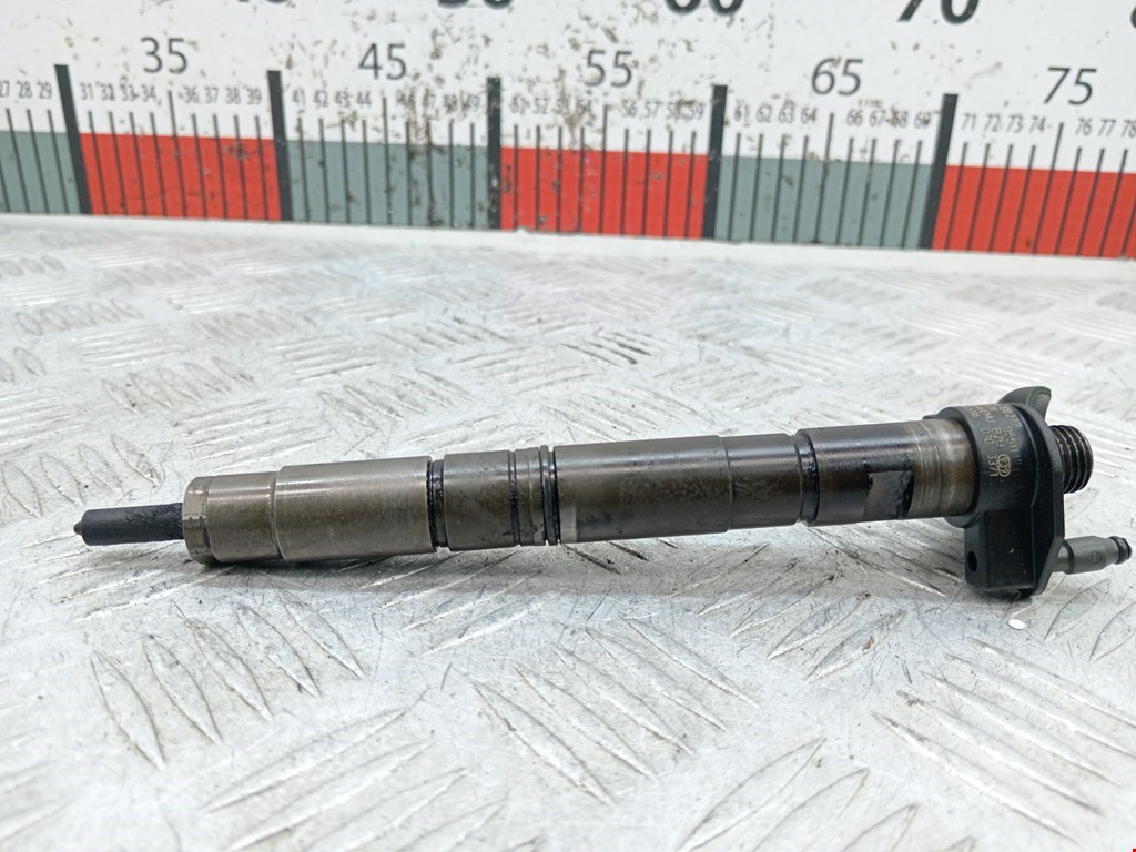 Форсунка дизельная электрическая VOLKSWAGEN Passat B6 2005-2011