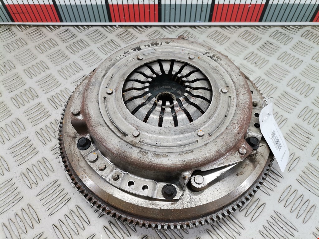 Маховик (демпфер сцепления) FORD Fiesta 2001-2008