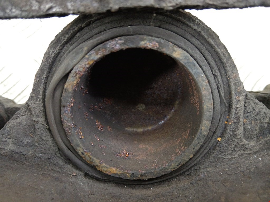 Суппорт передний правый NISSAN Qashqai J10 2006-2013