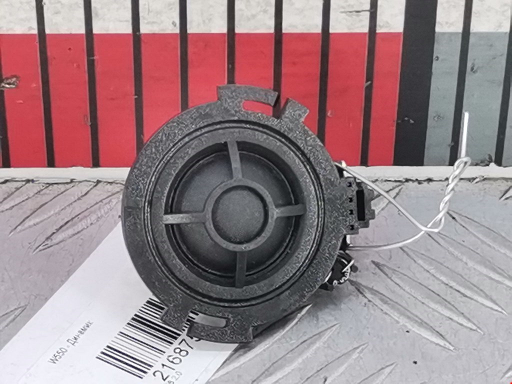 Динамик AUDI A4 B8 2007-2015