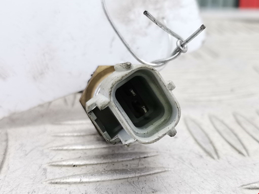 Датчик температуры (охлаждающей жидкости) FORD Mondeo II 1996-2000