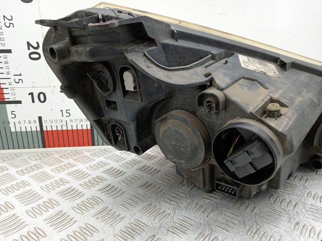 Фара левая PEUGEOT Expert II 2007-2016