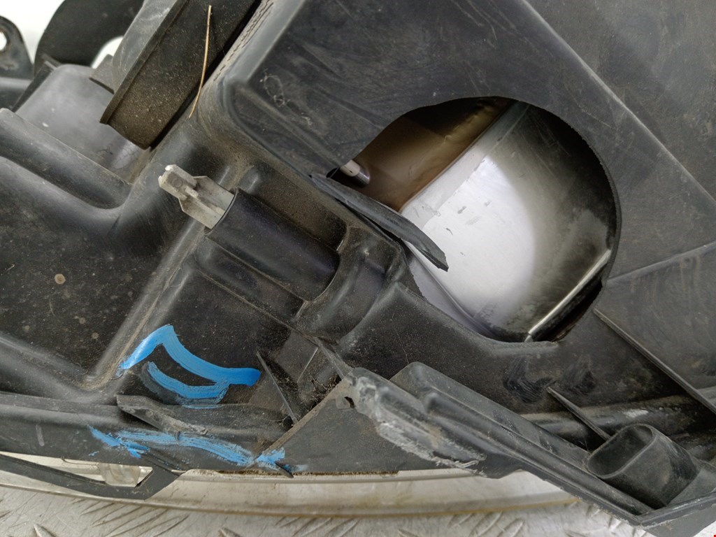 Фара левая PEUGEOT Expert II 2007-2016